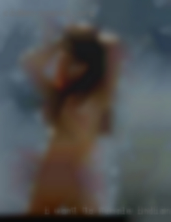 I want to female Indianapolis kiss, touch, taste.